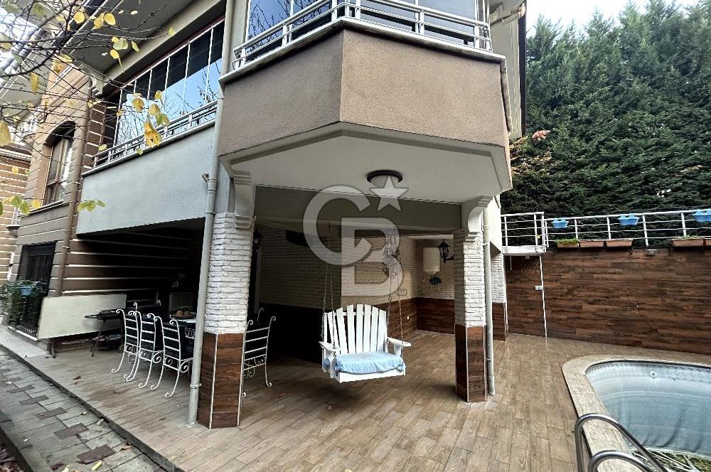 BURSA DEMİRCİ'DE ÖZEL TASARIM 6+2 VİLLA