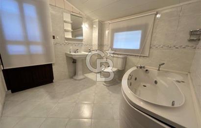 Tuzla Mercan Sahil'de Masalsı 4+2 villa