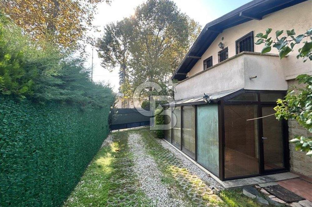 Tuzla Mercan Sahil'de Masalsı 4+2 villa