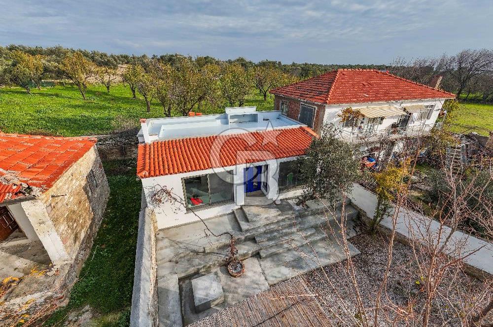 Ayvalık Mutlu Mahallesi 434 m² Arsada Yeni Tek Kat Müstakil Ev