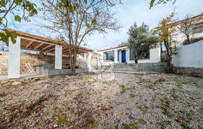 Ayvalık Mutlu Mahallesi 434 m² Arsada Yeni Tek Kat Müstakil Ev