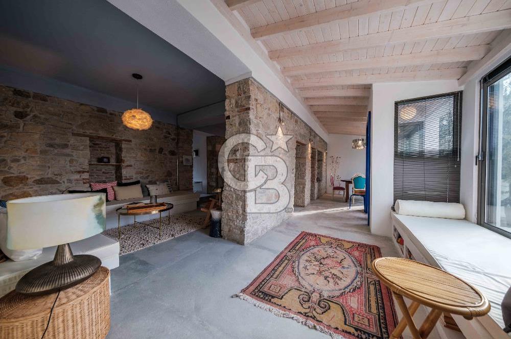 Ayvalık Mutlu Mahallesi 434 m² Arsada Yeni Tek Kat Müstakil Ev