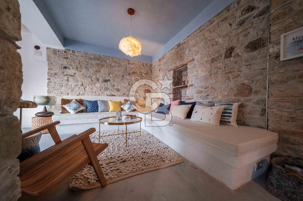 Ayvalık Mutlu Mahallesi 434 m² Arsada Yeni Tek Kat Müstakil Ev