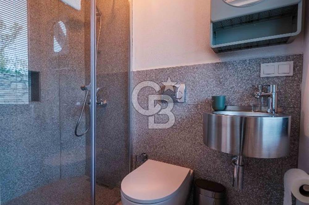 Ayvalık Mutlu Mahallesi 434 m² Arsada Yeni Tek Kat Müstakil Ev