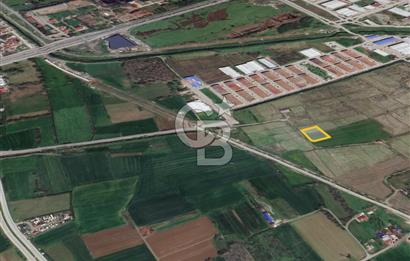 KÖŞE BAŞI, SATILIK TİCARİ İMARLI ARSA