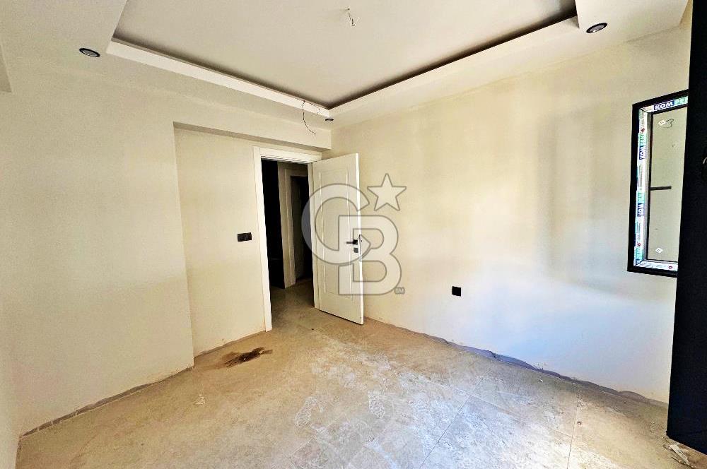 TORBALI MURATBEY'DE HAVUZLU SİTEDE SATILIK 3+1 DAİRE