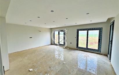 TORBALI MURATBEY'DE HAVUZLU SİTEDE SATILIK 3+1 DAİRE