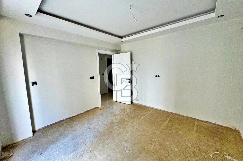 TORBALI MURATBEY'DE HAVUZLU SİTEDE SATILIK 3+1 DAİRE