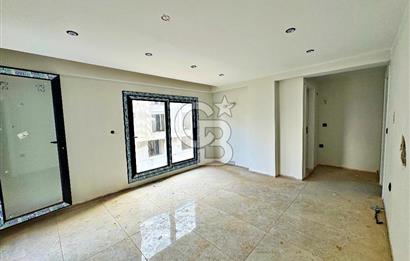 TORBALI MURATBEY'DE HAVUZLU SİTEDE SATILIK 3+1 DAİRE