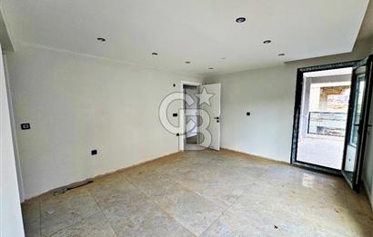 TORBALI MURATBEY'DE HAVUZLU SİTEDE SATILIK 3+1 DAİRE