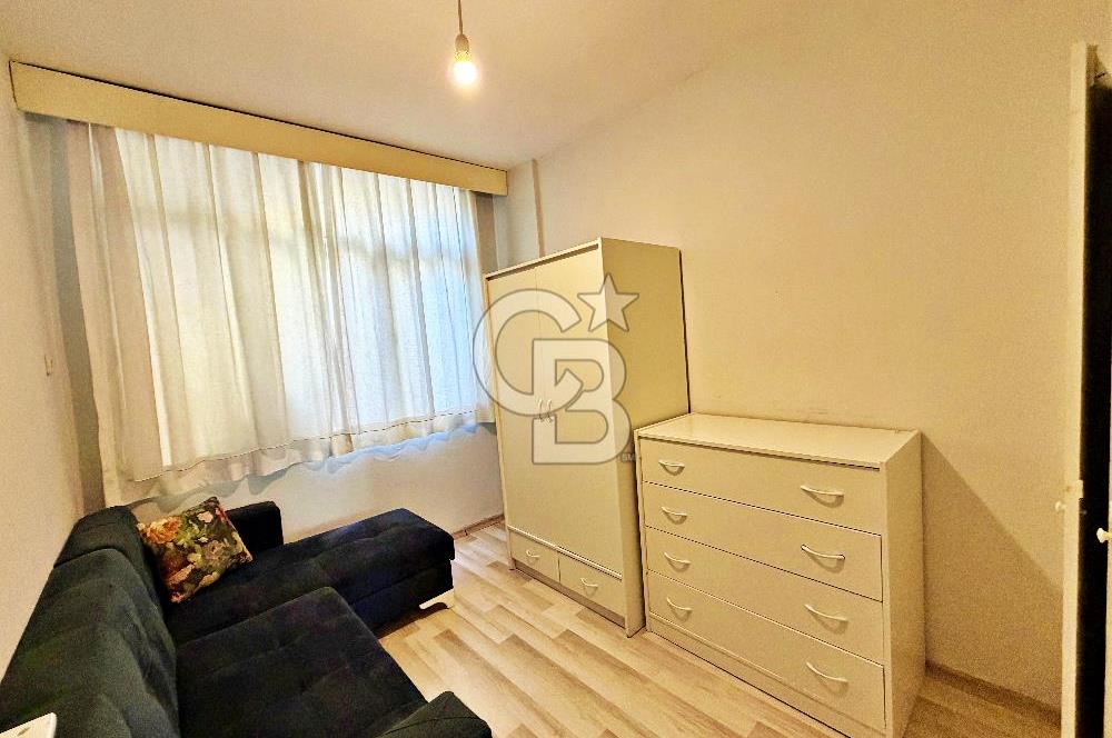 KARŞIYAKA ÇARŞI'DA EŞYALI KİRALIK 2+1 DAİRE