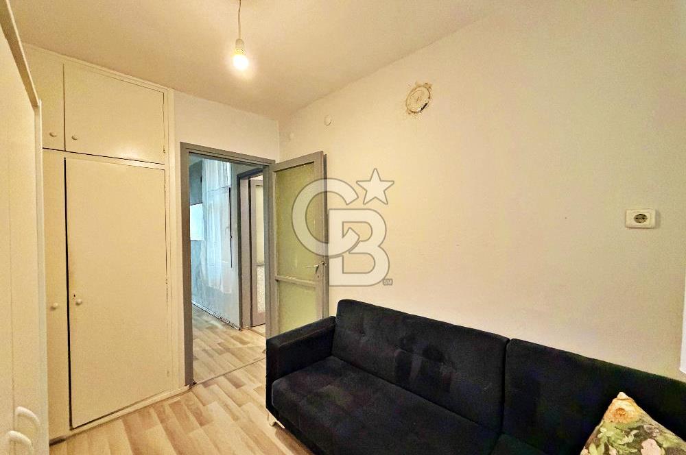 KARŞIYAKA ÇARŞI'DA EŞYALI KİRALIK 2+1 DAİRE