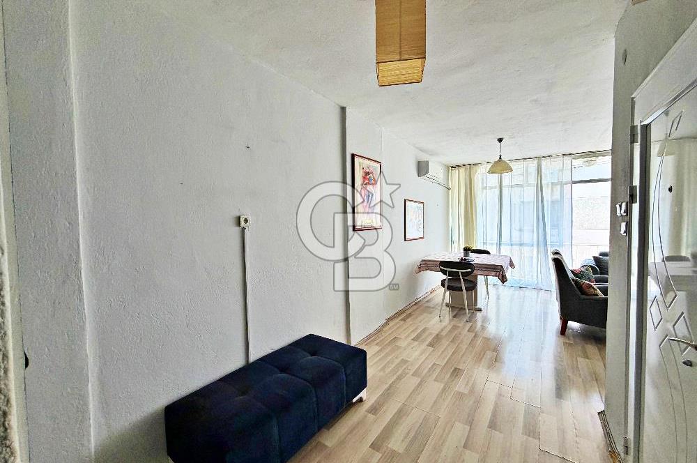 KARŞIYAKA ÇARŞI'DA EŞYALI KİRALIK 2+1 DAİRE