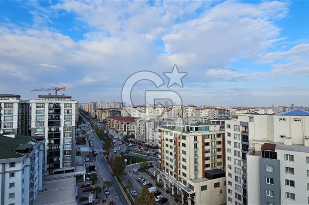 BEYLİKDÜZÜ ADNANKAHVECİ MAH.MODERN MİMARİLİ SATILIK EŞYALI DAİRE