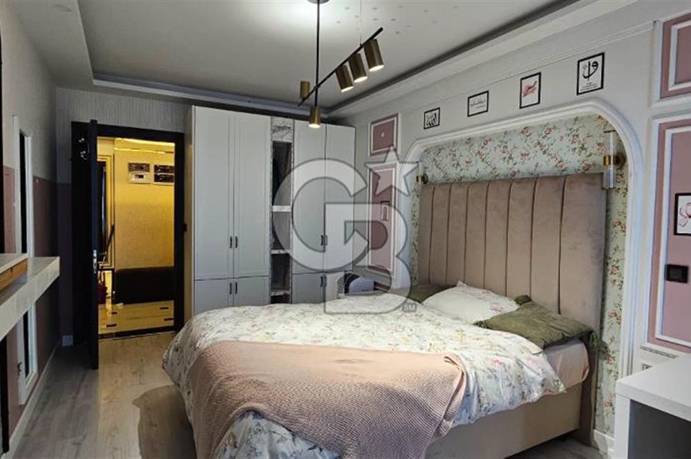 BEYLİKDÜZÜ ADNANKAHVECİ MAH.MODERN MİMARİLİ SATILIK EŞYALI DAİRE