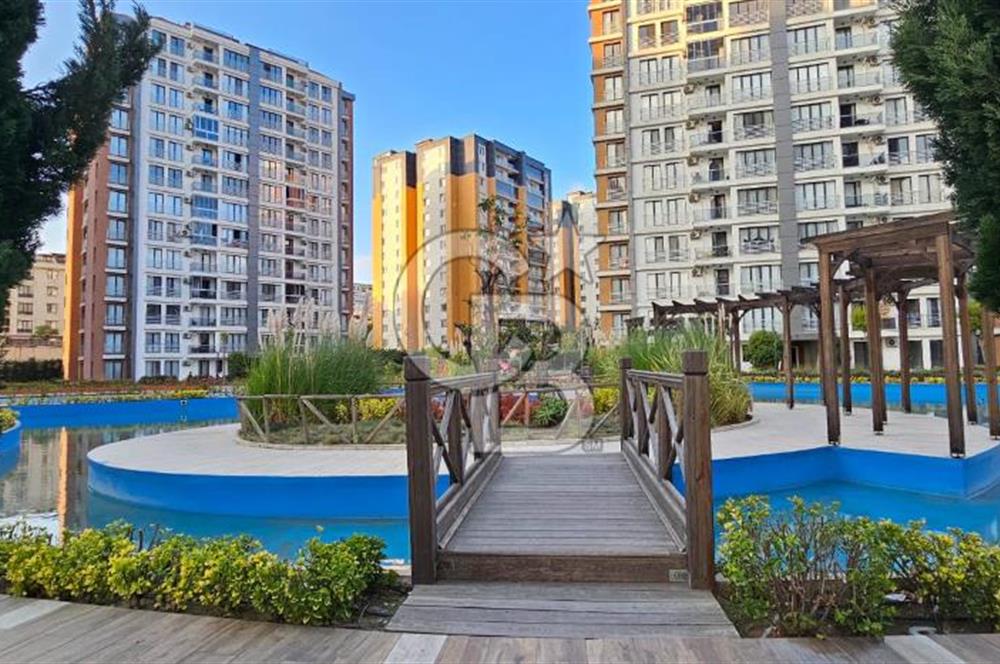 BEYLİKDÜZÜ ADNANKAHVECİ MAH.MODERN MİMARİLİ SATILIK EŞYALI DAİRE