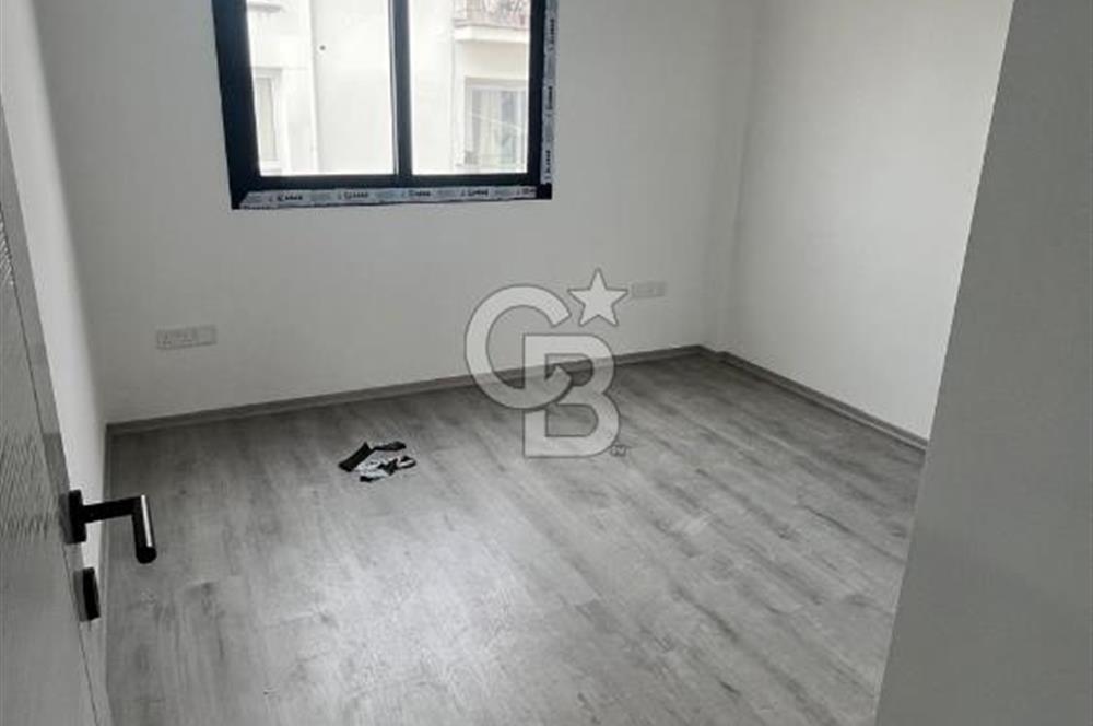Gönyeli'de Koçanı Hazır 40m2 Teras Kullanımlı Satılık 2+1 Penthouse !!!