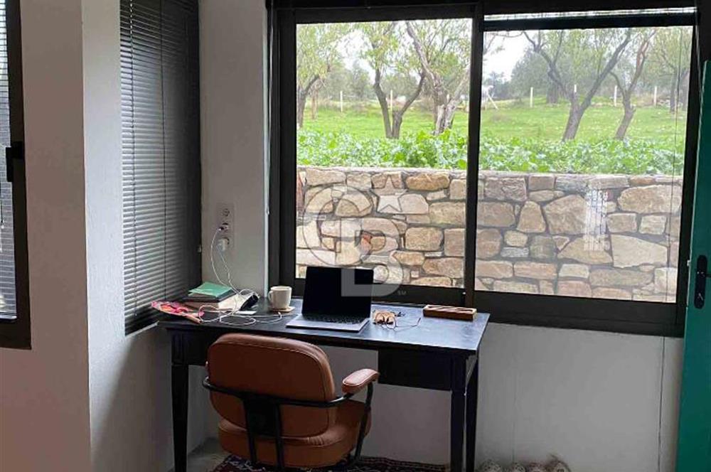 Ayvalık Mutlu Mahallesi 434 m² Arsada Yeni Tek Kat Müstakil Ev