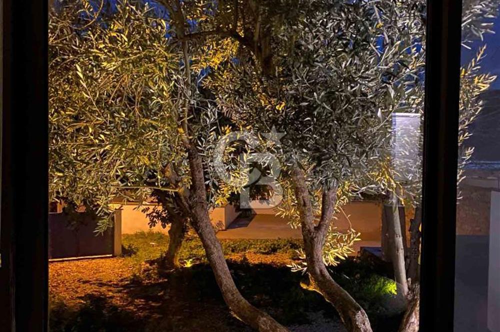 Ayvalık Mutlu Mahallesi 434 m² Arsada Yeni Tek Kat Müstakil Ev