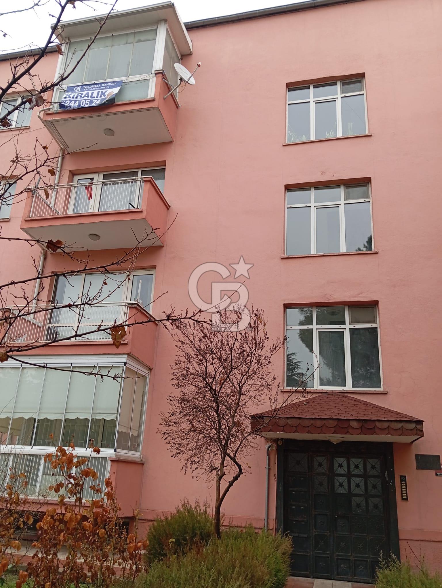 KİRALIK DAİRE 2+1 EŞYALI L SALON