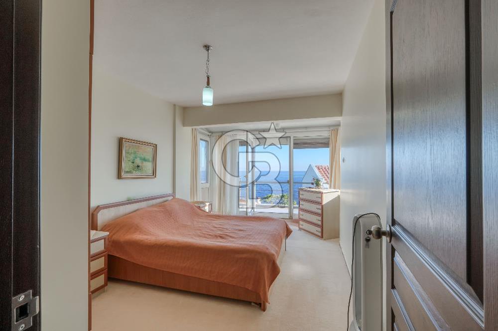 KARABURUN İSKELE DENİZE 100 METRE SATILIK DUBLEKS VİLLA