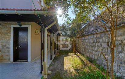 KARABURUN İSKELE DENİZE 100 METRE SATILIK DUBLEKS VİLLA