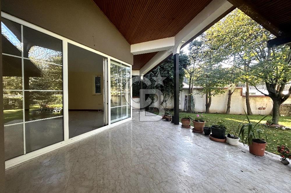 BADEMLİ YAMAÇLAR SİTESİNDE KİRALIK VİLLA