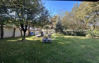 BADEMLİ YAMAÇLAR SİTESİNDE KİRALIK VİLLA