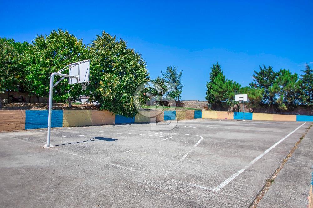 Büyükçekmece Kamiloba Mevkiinde Birçok İş Koluna Uygun Tesis