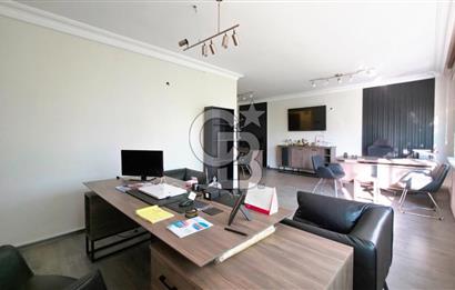 Millet Caddesi İşyerine Uygun Asansörlü 180m2 4+1 Daire&Ofis