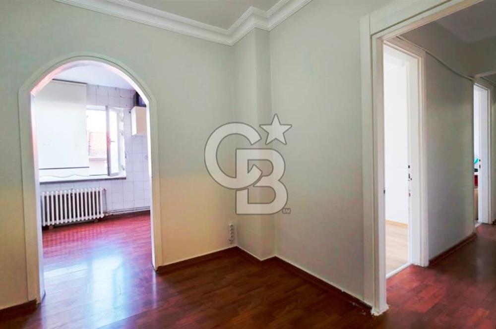 Millet Caddesi İşyerine Uygun Asansörlü 180m2 4+1 Daire&Ofis