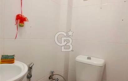 Millet Caddesi İşyerine Uygun Asansörlü 180m2 4+1 Daire&Ofis