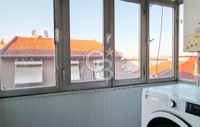 Millet Caddesi İşyerine Uygun Asansörlü 180m2 4+1 Daire&Ofis