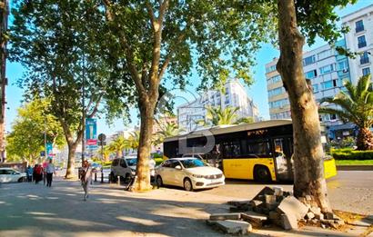 Millet Caddesi İşyerine Uygun Asansörlü 180m2 4+1 Daire&Ofis