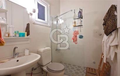 Perihan Sokak'ta 1. Kat Bakımlı 3+1 Çift Balkonlu Daire