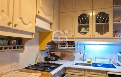 Perihan Sokak'ta 1. Kat Bakımlı 3+1 Çift Balkonlu Daire