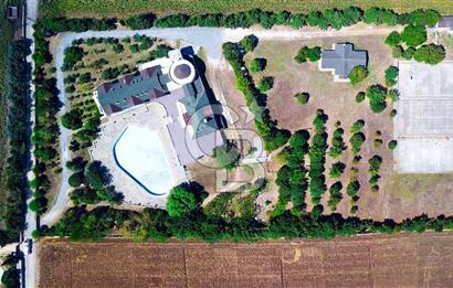 Büyükçekmece Kamiloba Mevkiinde Birçok İş Koluna Uygun Tesis