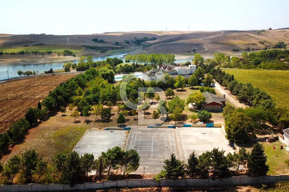 Büyükçekmece Kamiloba Mevkiinde Birçok İş Koluna Uygun Tesis