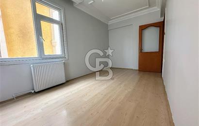 KARTAL MARMARAYA YAKIN ÇİFT BALKONLU OTOPARKLI GENİŞ 3+1