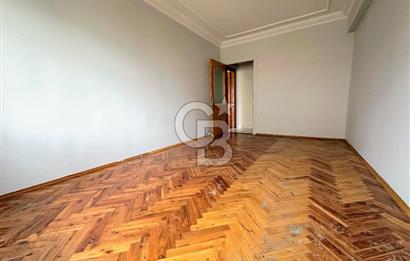 KARTAL MARMARAYA YAKIN ÇİFT BALKONLU OTOPARKLI GENİŞ 3+1