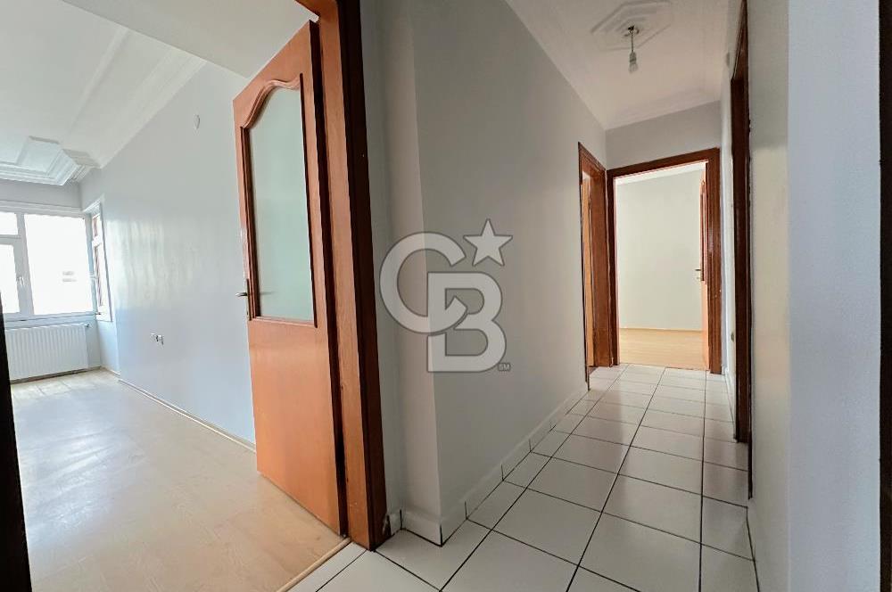 KARTAL MARMARAYA YAKIN ÇİFT BALKONLU OTOPARKLI GENİŞ 3+1