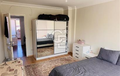 Millet Caddesi İşyerine Uygun Asansörlü 180m2 4+1 Daire&Ofis