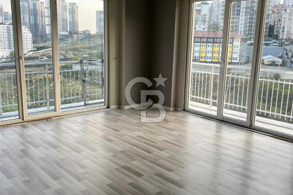 ESENYURT GÜMÜŞPARK SİTESİNDE 3+1 KİRALIK DAİRE 