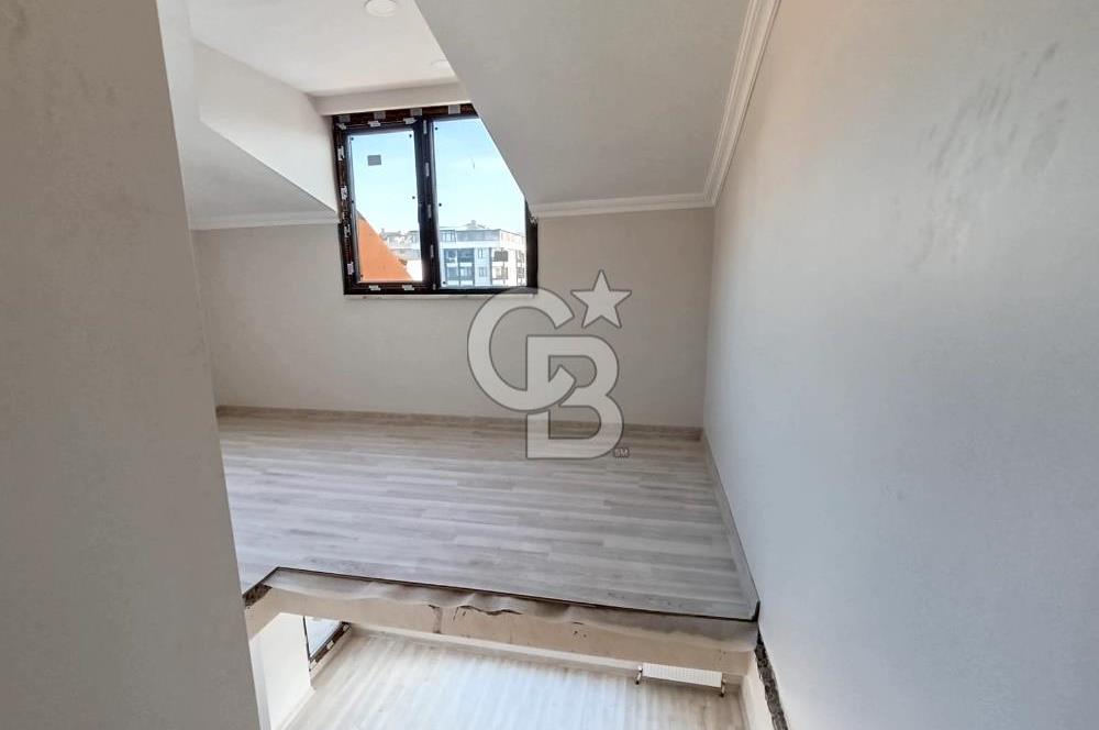 AKÇABURGAZ MERKEZDE SATILIK 4+2 DUBLEKS DAİRE