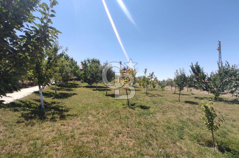 GÖLBAŞI YAĞLIPINAR DA 750 m² GÖL MANZARALI İMARLI ARSA