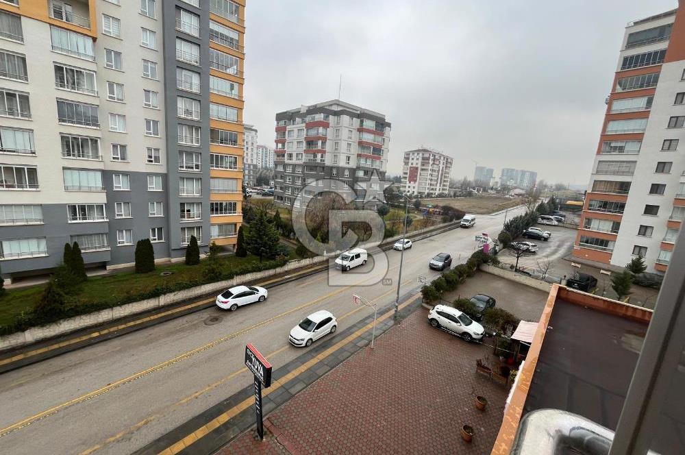 ÇAKIRLARDA FERAH, LÜKS, GENİŞ BALKONLU 3+1 SATILIK DAİRE