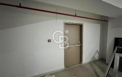 BURSA, NİLÜFER KIZILAY PLAZA'DA KİRALIK DÜKKAN