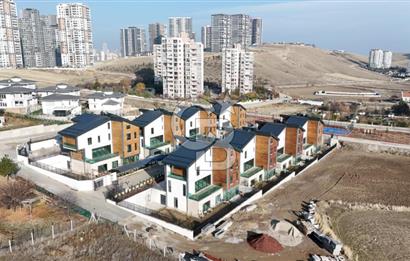 DODURGA MAHALLESİ'NDE AKILLI EV SİSTEMLİ SATILIK 6+2 VİLLA