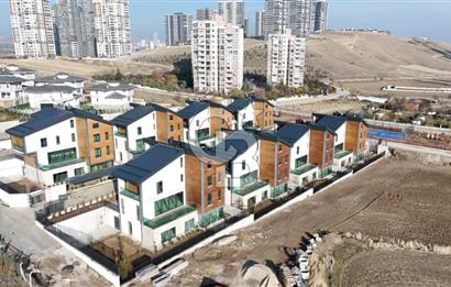 DODURGA MAHALLESİ'NDE AKILLI EV SİSTEMLİ SATILIK 6+2 VİLLA