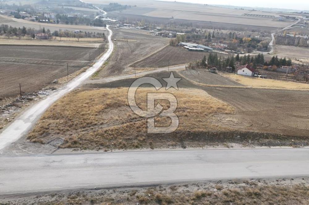 ANKARA'DA AKARYAKIT İSTASYONU VE TİCARİ İMARLI SATILIK ARSA